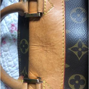 Vintage Louis Vuitton Deauville leather hand bag